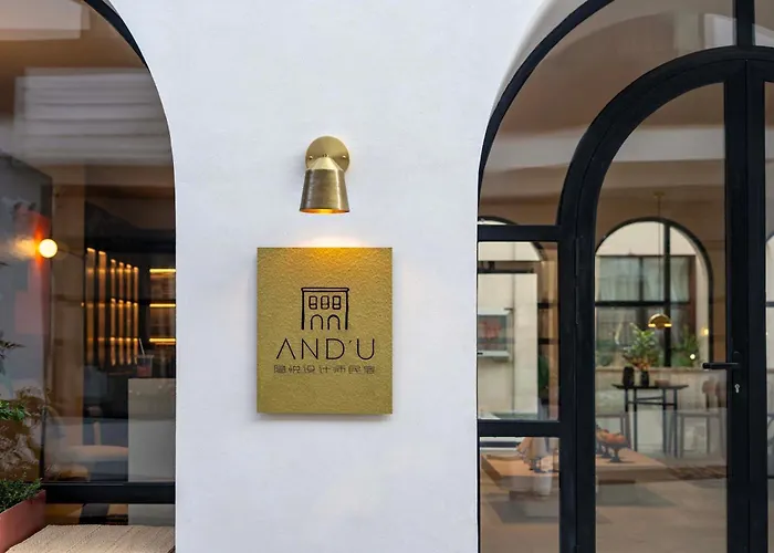 And-U Designer Homestay