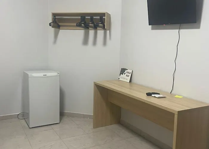 Hotel Euro Amazon