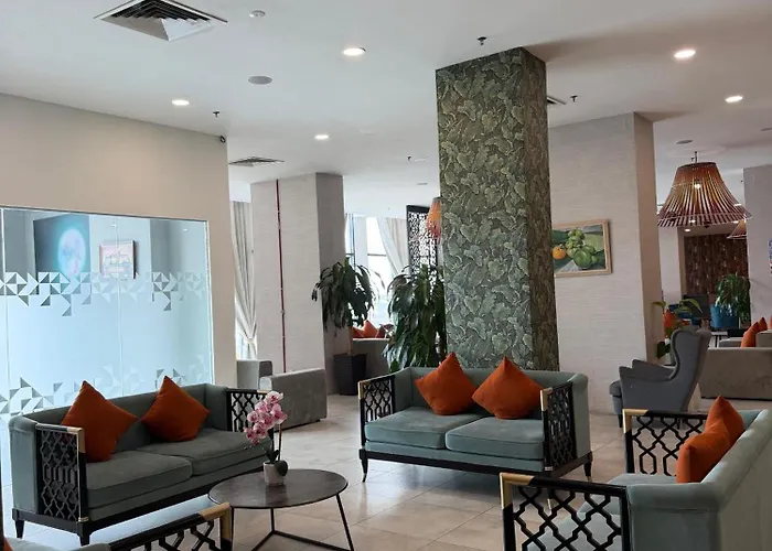 Mikayla Suite
