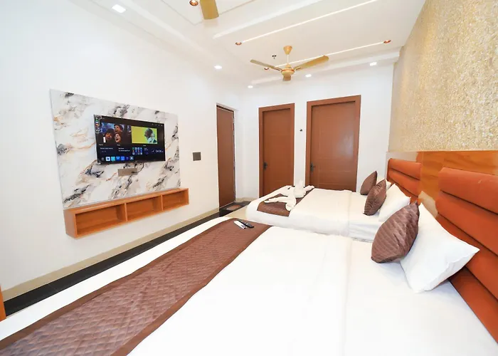Hotel Yash Palace