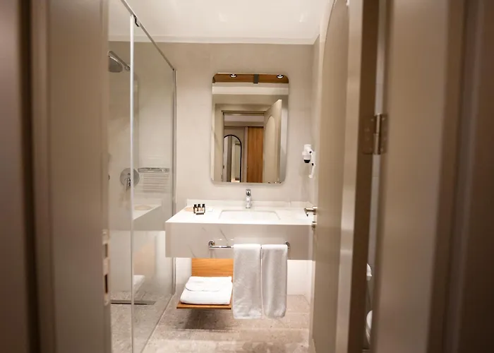 Reiwa Business Hotel