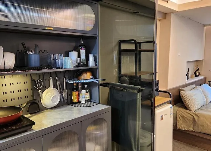 Ultra-Convenient Central Studio In Heart Of City