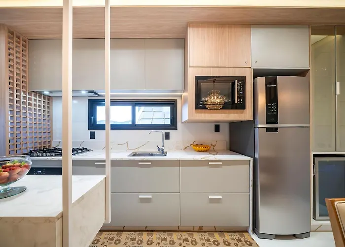 Apartamento alto padrão 2 suítes com piscina