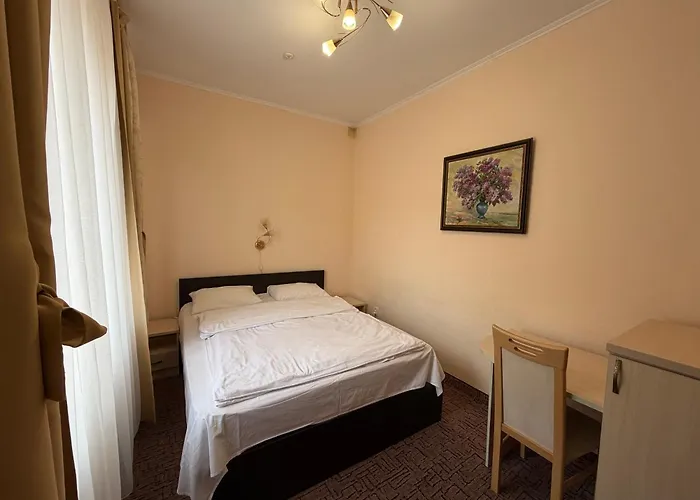 Erney Laz Hotel