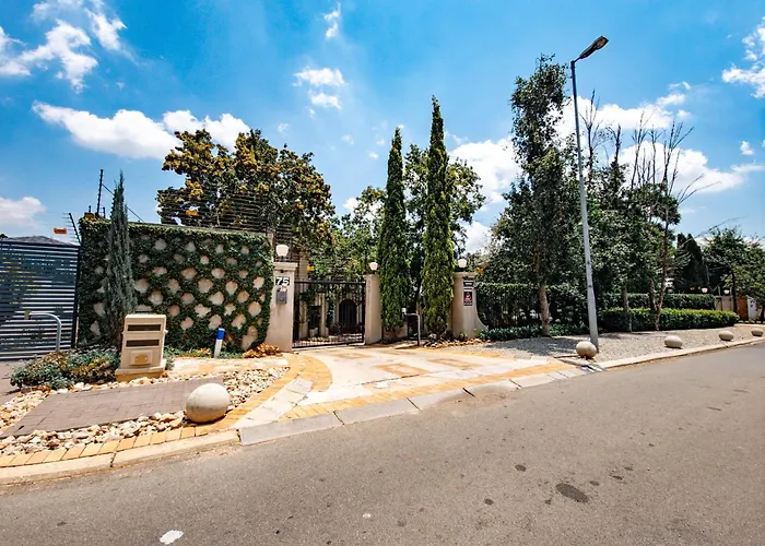 Shepherd'S Corner Guest House - Tranquil Boutique Stay In Bryanston Johannesburg