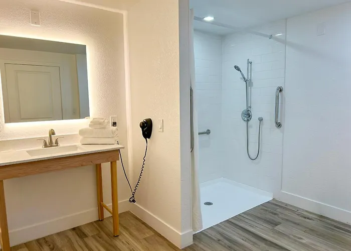 Hotel Monreale Inn & Studios I-Drive Icon Park Orlando