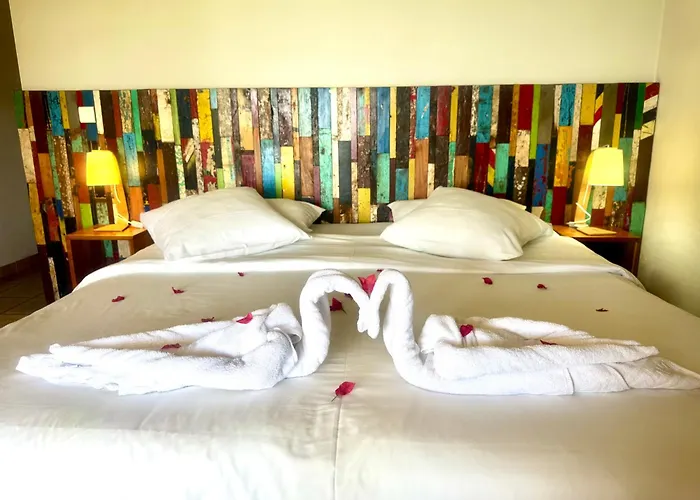 Le Rayon Vert - Hotel & Restaurant Vue Sur Mer Deshaies