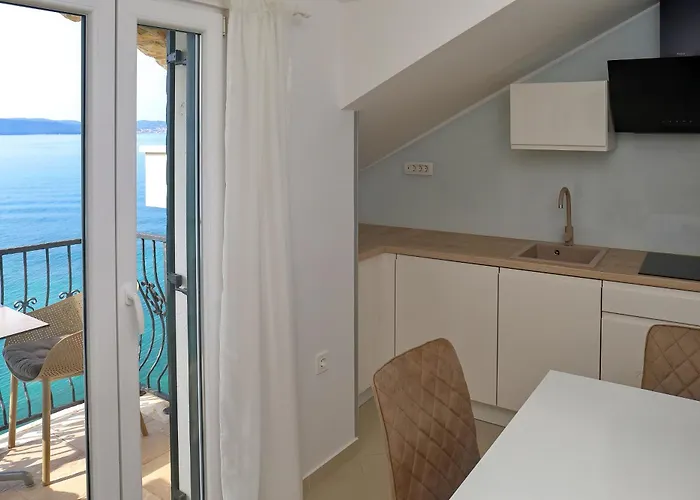 Apartments Nina