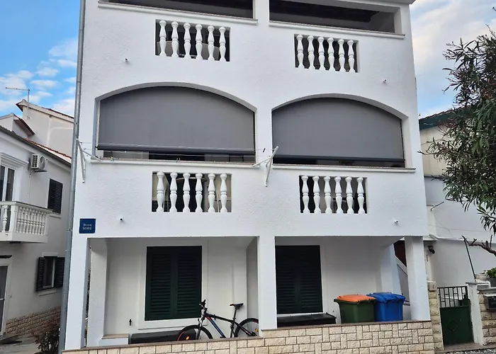 Roko Apartments