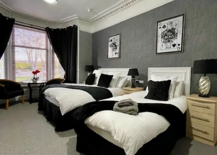 Vaila Guest House