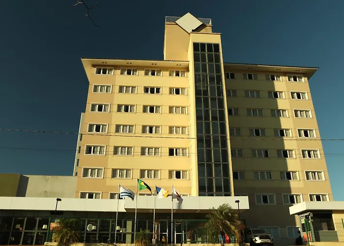 Hotel 10 Palmas