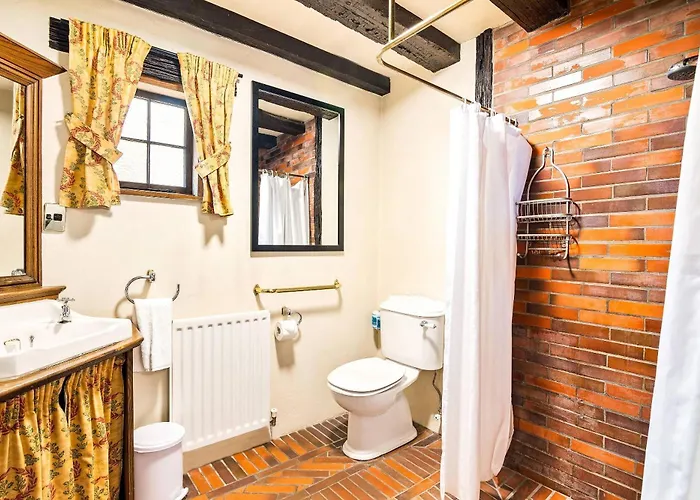 The Honest Lawyer, An Ascend Collection Hotel