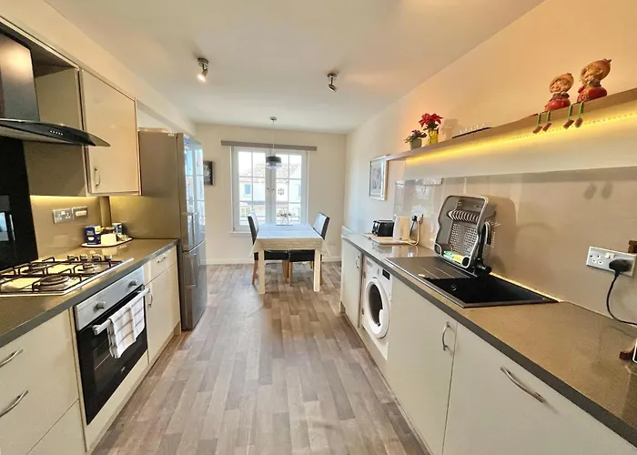 Fabulous Flat By The Wallace Monument- Free Parking