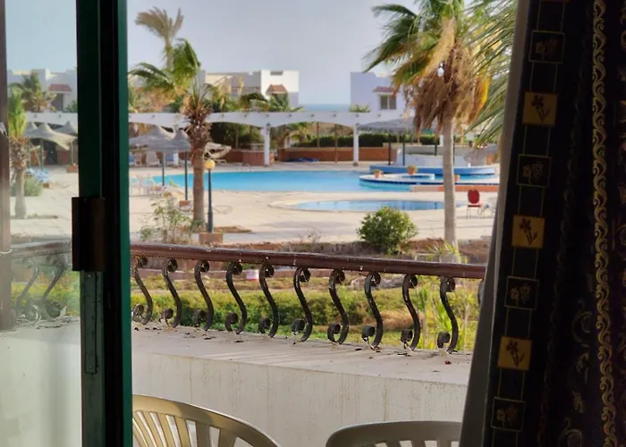 Royel Beach Resort - Ras Suder