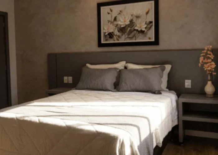Hotel 2 Irmãos