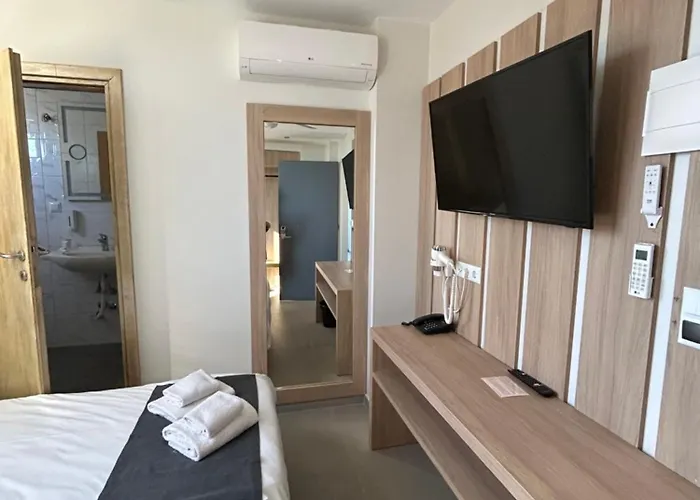 Perea Hotel