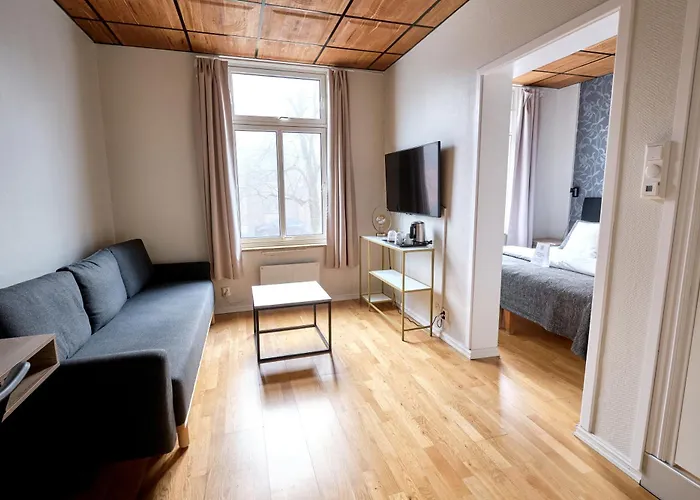 Moss Hotel & Apartments