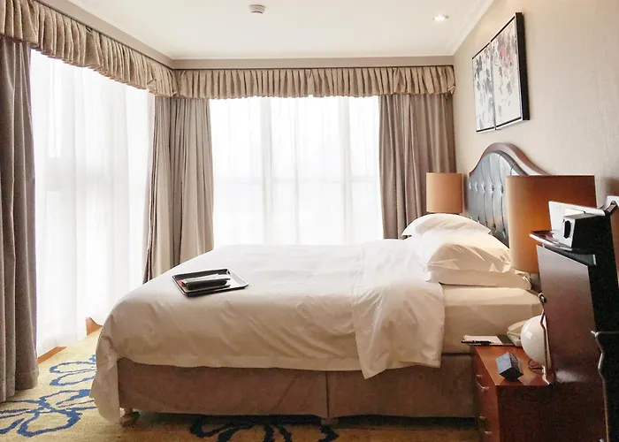 Ramada Plaza Tianlu Hotel