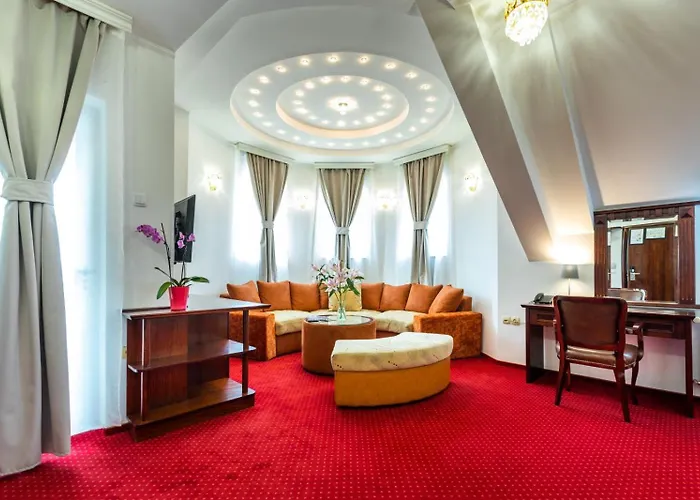 Garni Hotel Royal Crown