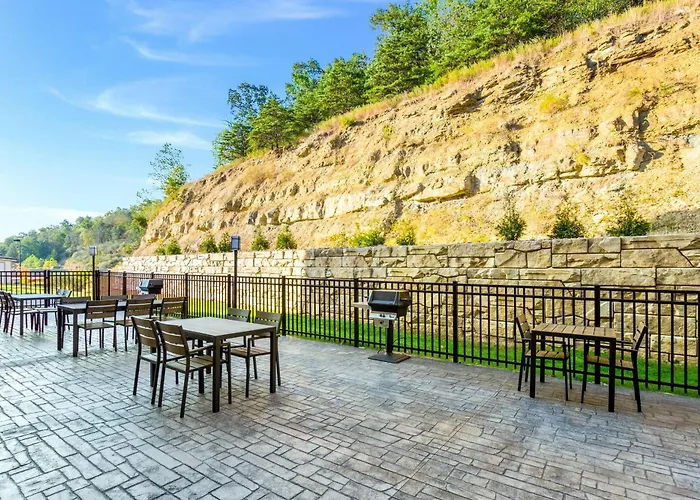 Mainstay Suites Winfield-Teays Valley