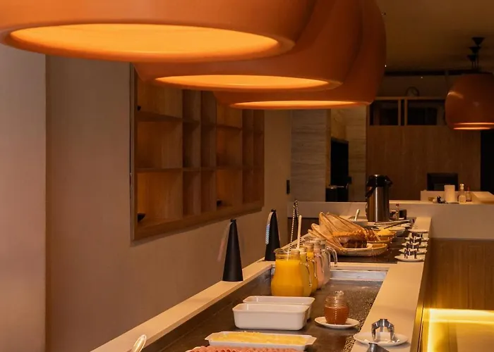 Kennedy Slim Hotel
