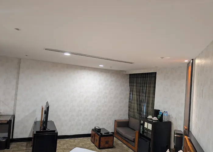 Xinshe Hotel - Linsen