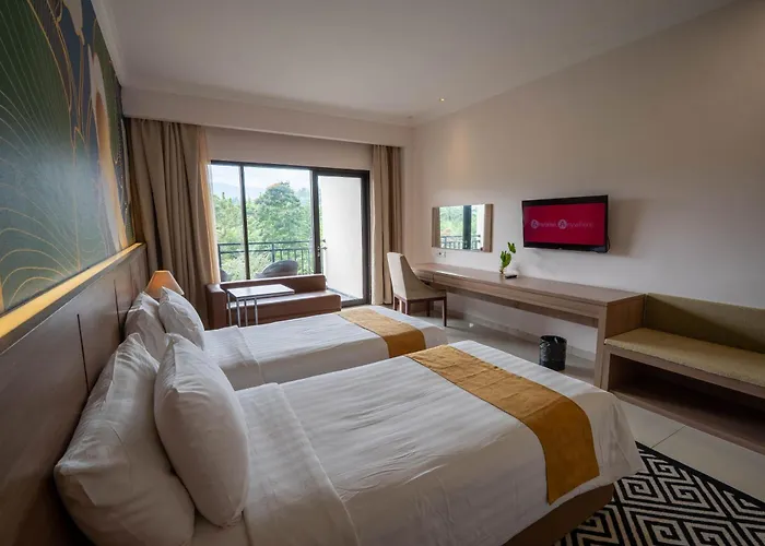 The Green Peak, Artotel Curated