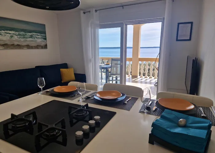 Comfortable Family Apt Iris 20M From Beach In Mandre