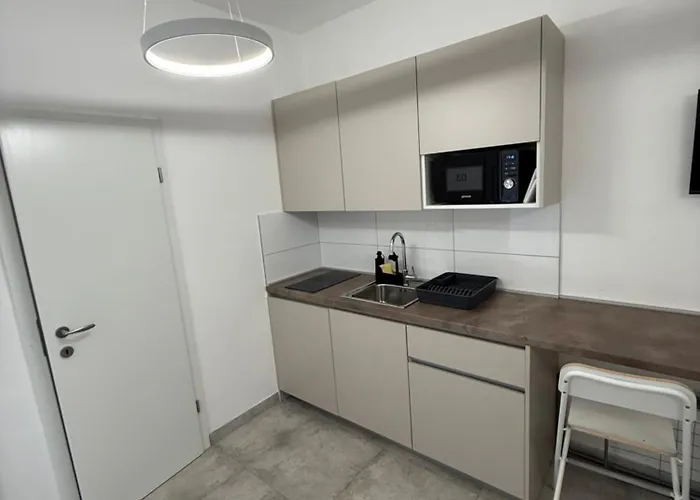 Apartmani Lovren