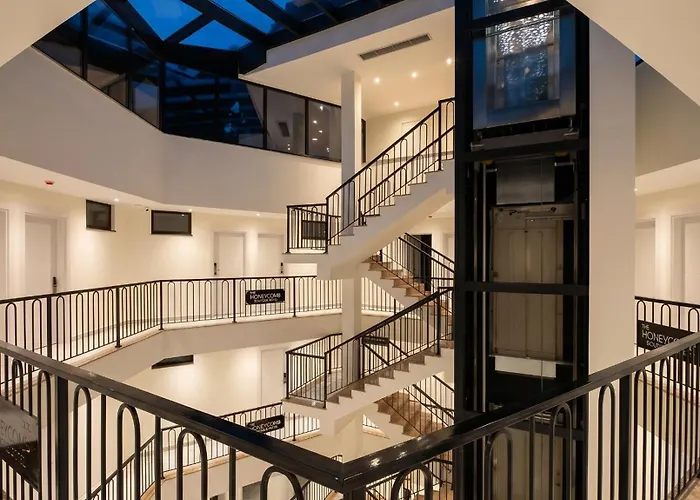 The Honeycomb Boutique Hotel