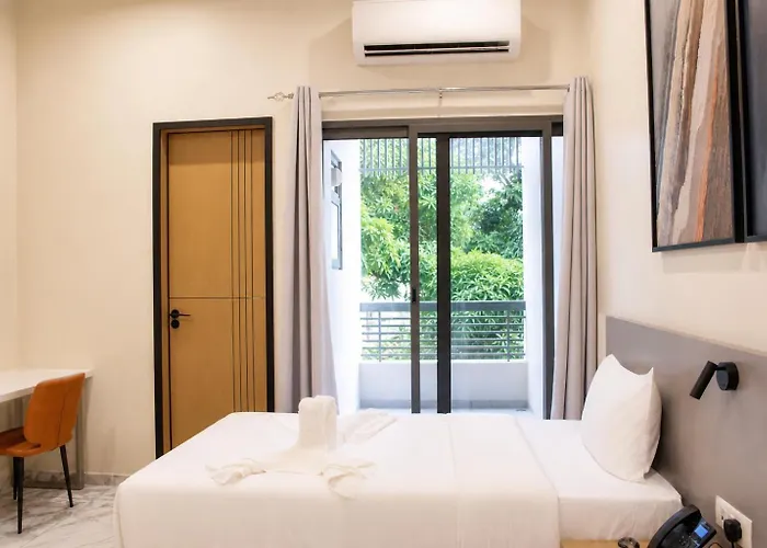 Ixoras Hotel Lemba