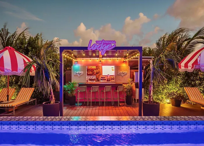Privada Stays - Lofts With Private Pool And Oasis, Near Eagle Beach