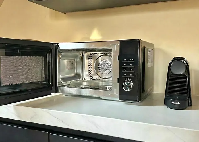 Breda Apartment w Kitchen&Private Bathroom 2p