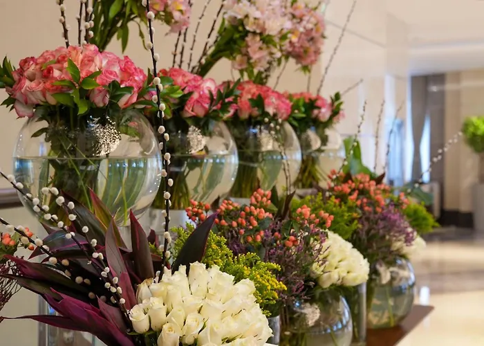Peninsula Worth Hotel