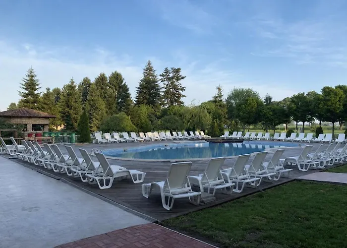 Hipodruma Resort & Pool