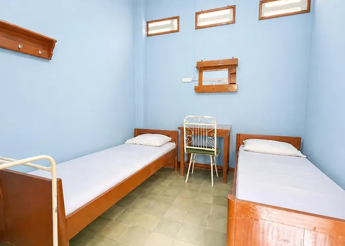 Hotel Budi Famili Budget Syariah
