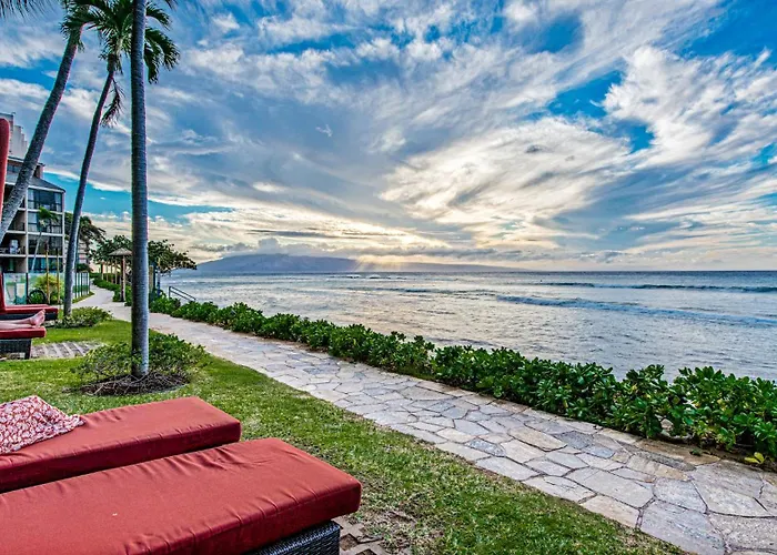 Kaanapali Ocean View Condo W Pool & Beach