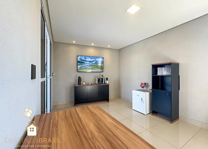 Apartamento com Vista nas alturas e Área de Lazer