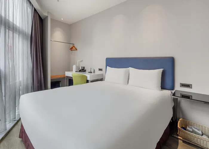 Check Inn Taipei Xinyi