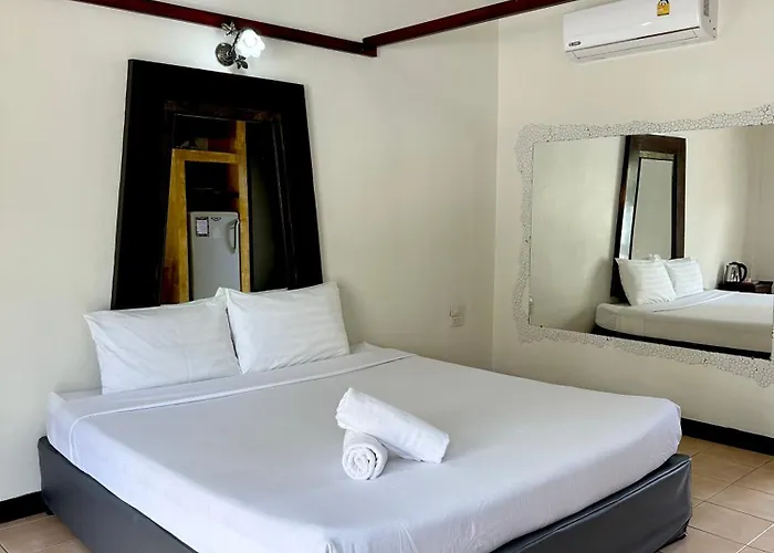 โรงแรมนาขา ชาเลท์ รีสอร์ท จังหวัดตรัง Naka Chalet Resort Trang