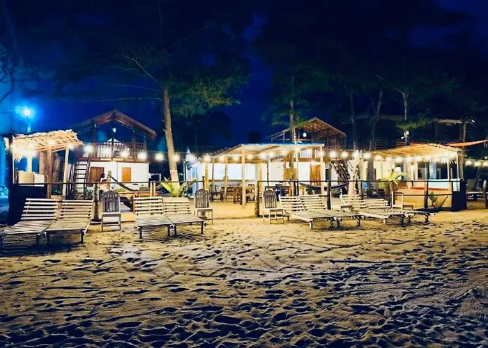 Beach Wave Hotel