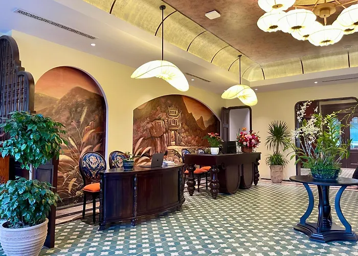 Tam Coc Holiday Hotel & Spa