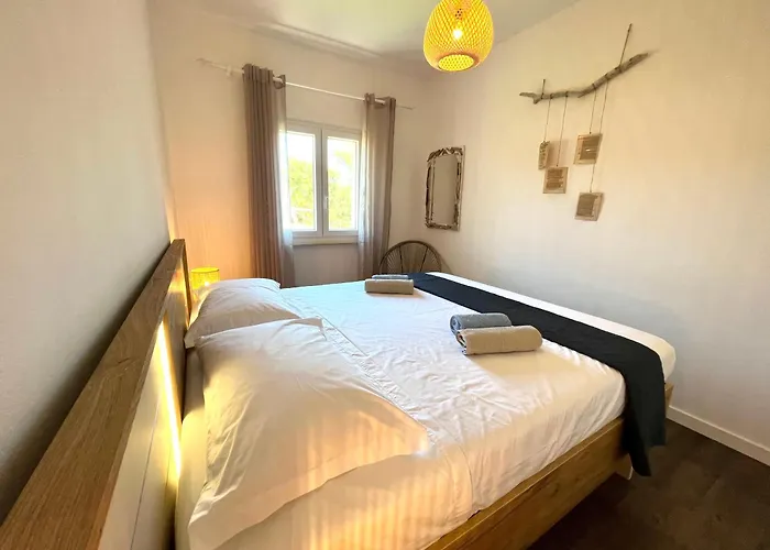 Vila Vera Seafront Apartments