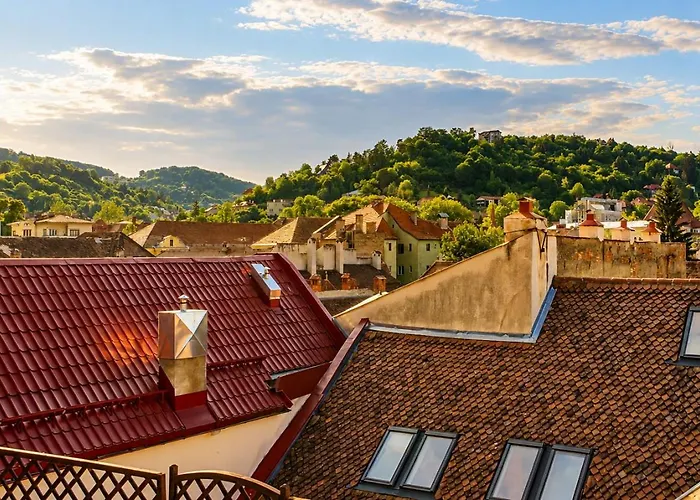 Rooftop Proprety With Large Terrace & Stunning Views - Brasov