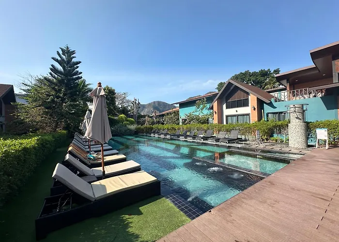 โรงแรมชาวเกาะพีพี Chaokoh Hotel Phi Phi Island