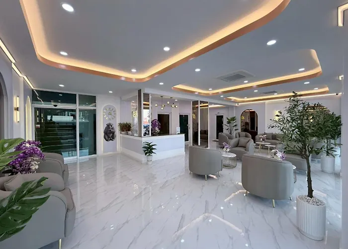 Lopburi Sity Hotel โรงแรมลพบุรี ซิตี้