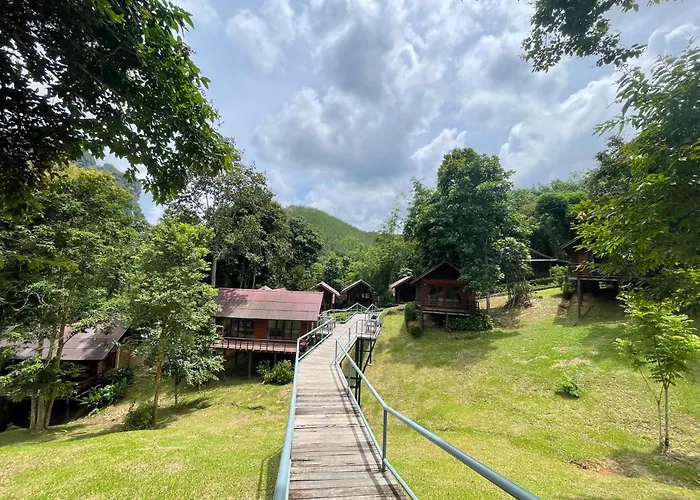 The Cliff And River Jungle Resort ภูผาและลำธารรีสอร์ท