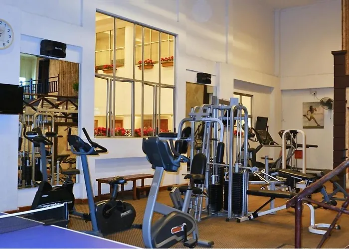 Harmoni Suites Hotel