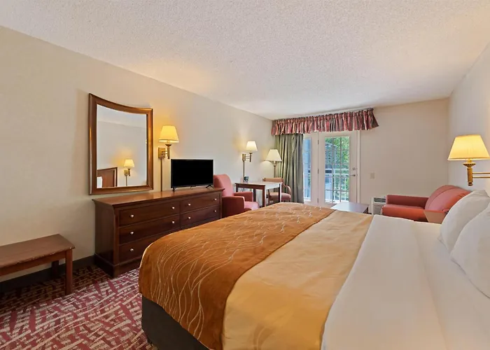 Surestay By Best Western Cherokee On The River