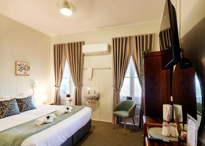 Maleny Hotel